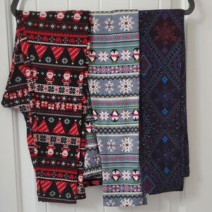 Festive Holiday Patterned Womens No Boundaries Leggings (listing is for 3 pair)